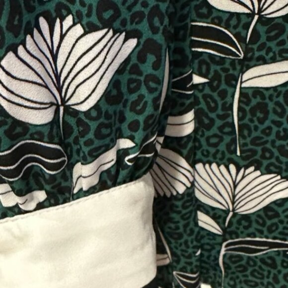 NWT‎ Kenya Freeman Green Floral bow tie blouse - Picture 5 of 7